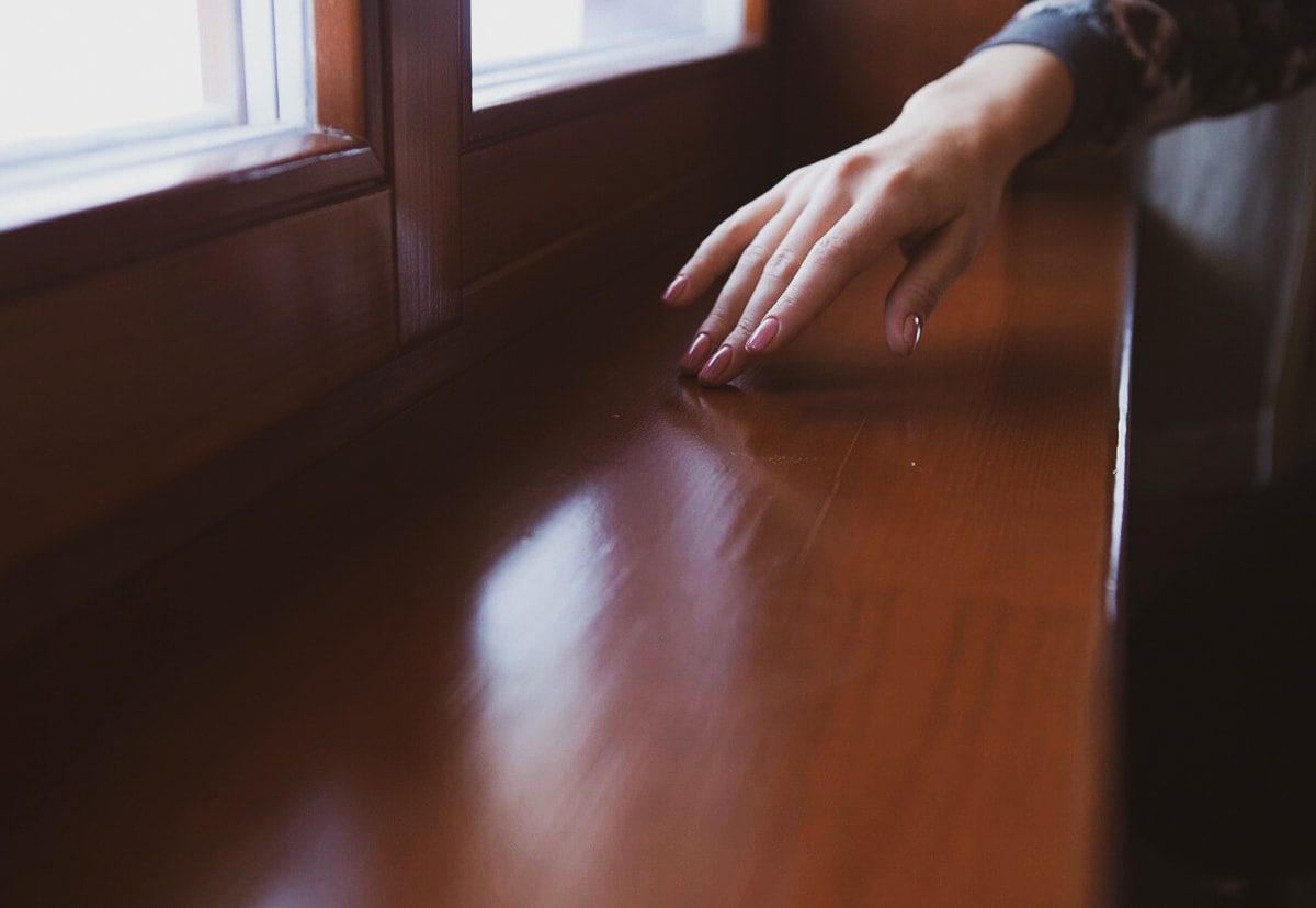 Какая краска используется для деревянных окон?