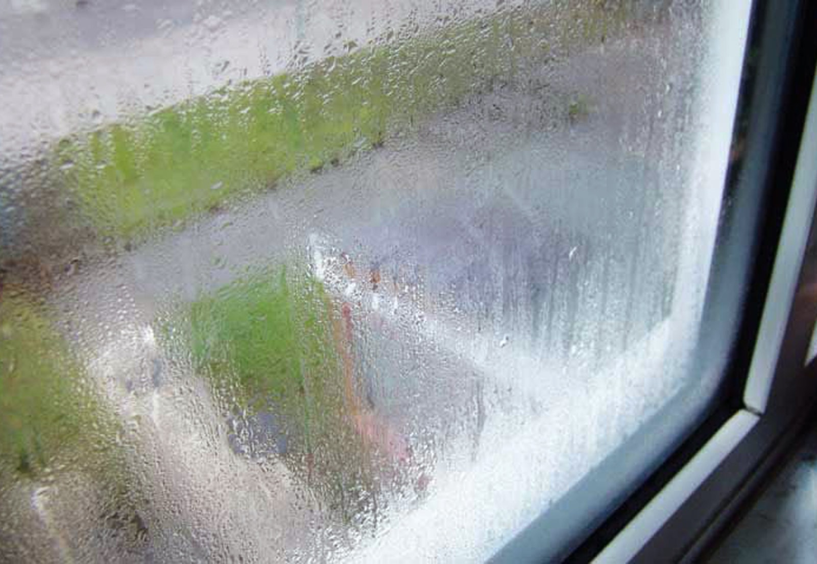 Запотевшей стеклопакет