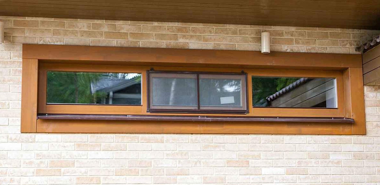 Деревянные окна из цельно ламельной лиственницы. Фото работы 3