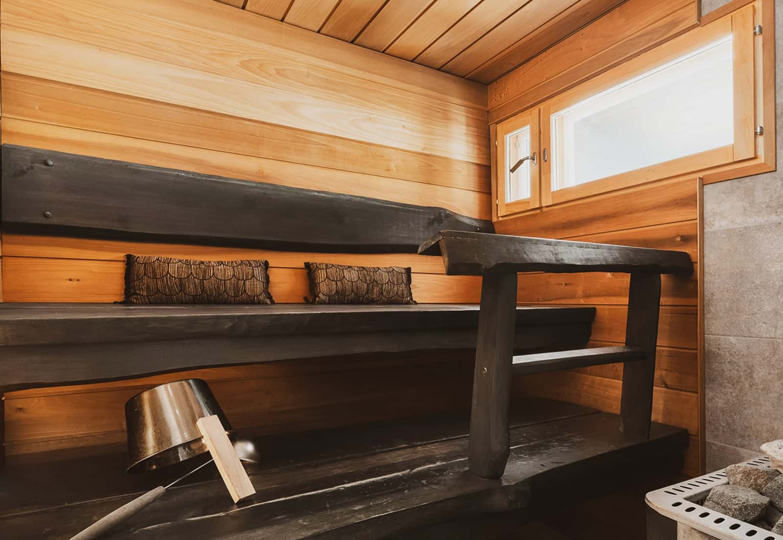 Исполнение без покраски внутри парной: защитная обработка