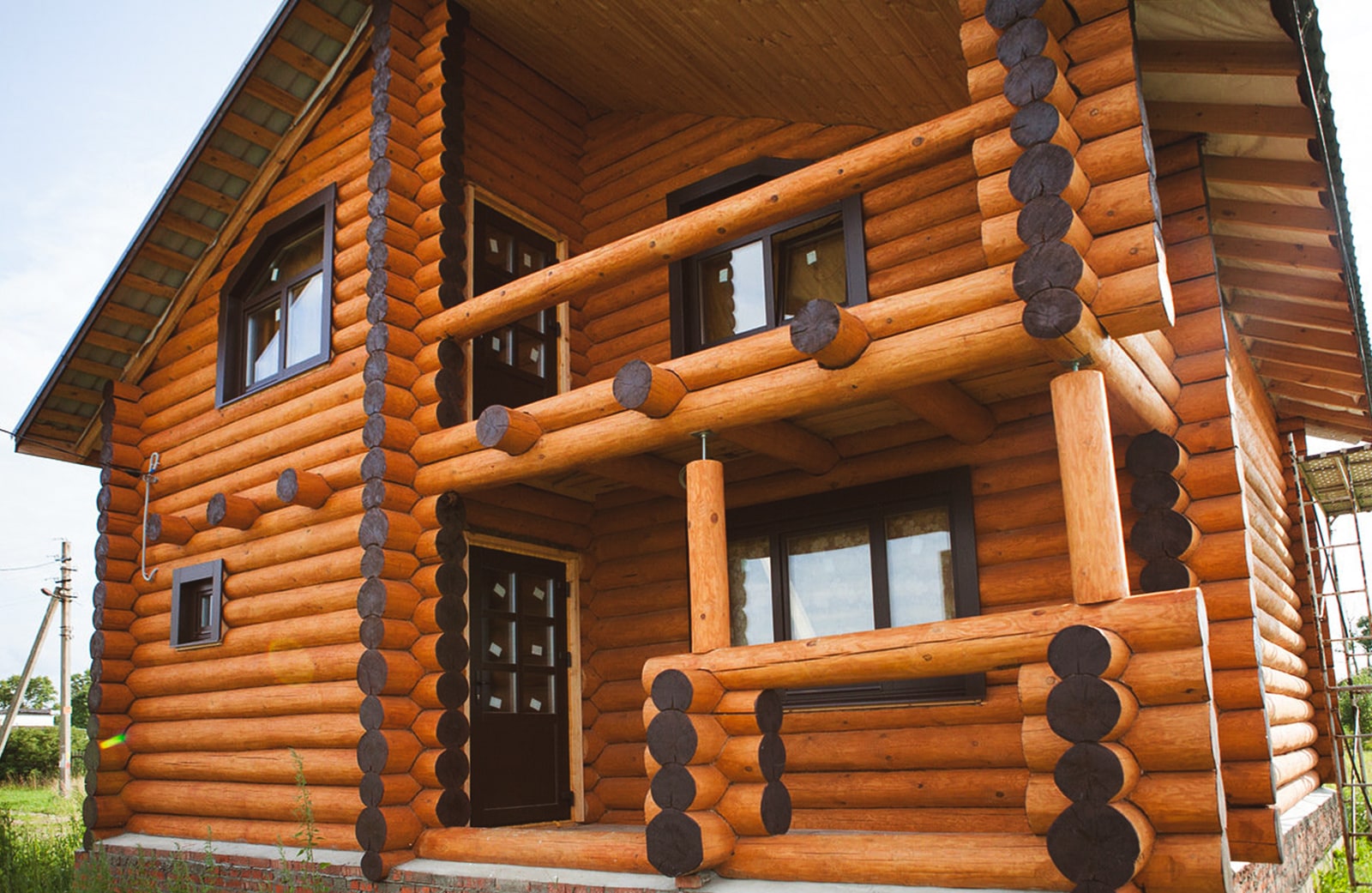 Оформление оконных проёмов: наличники