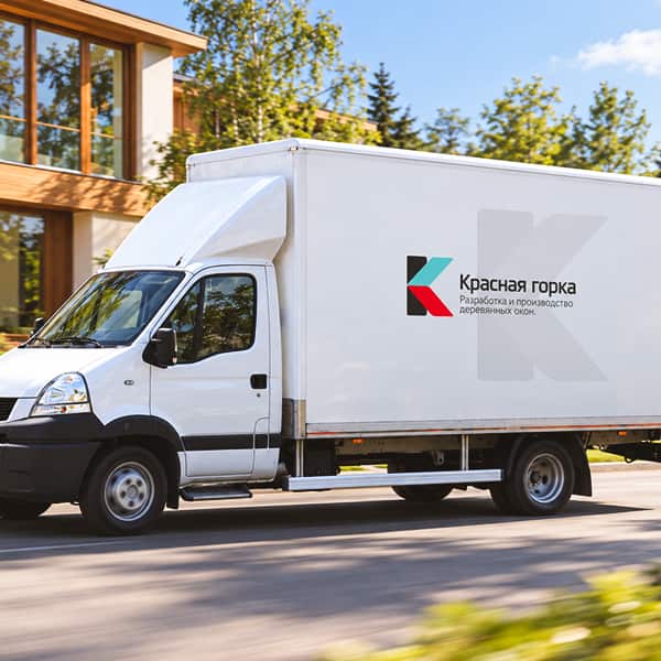 Автомобиль доставки компании «Красная Горка»