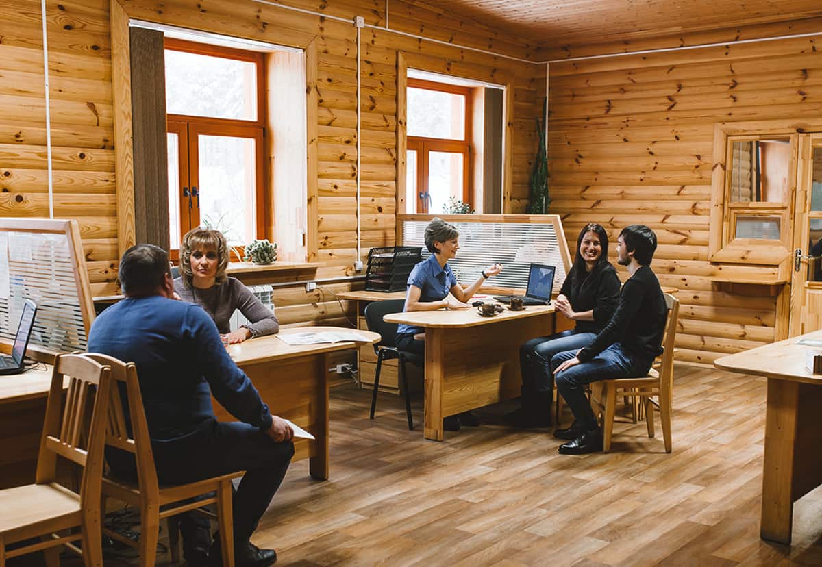 О компании производителе «Красная Горка» деревянных окон