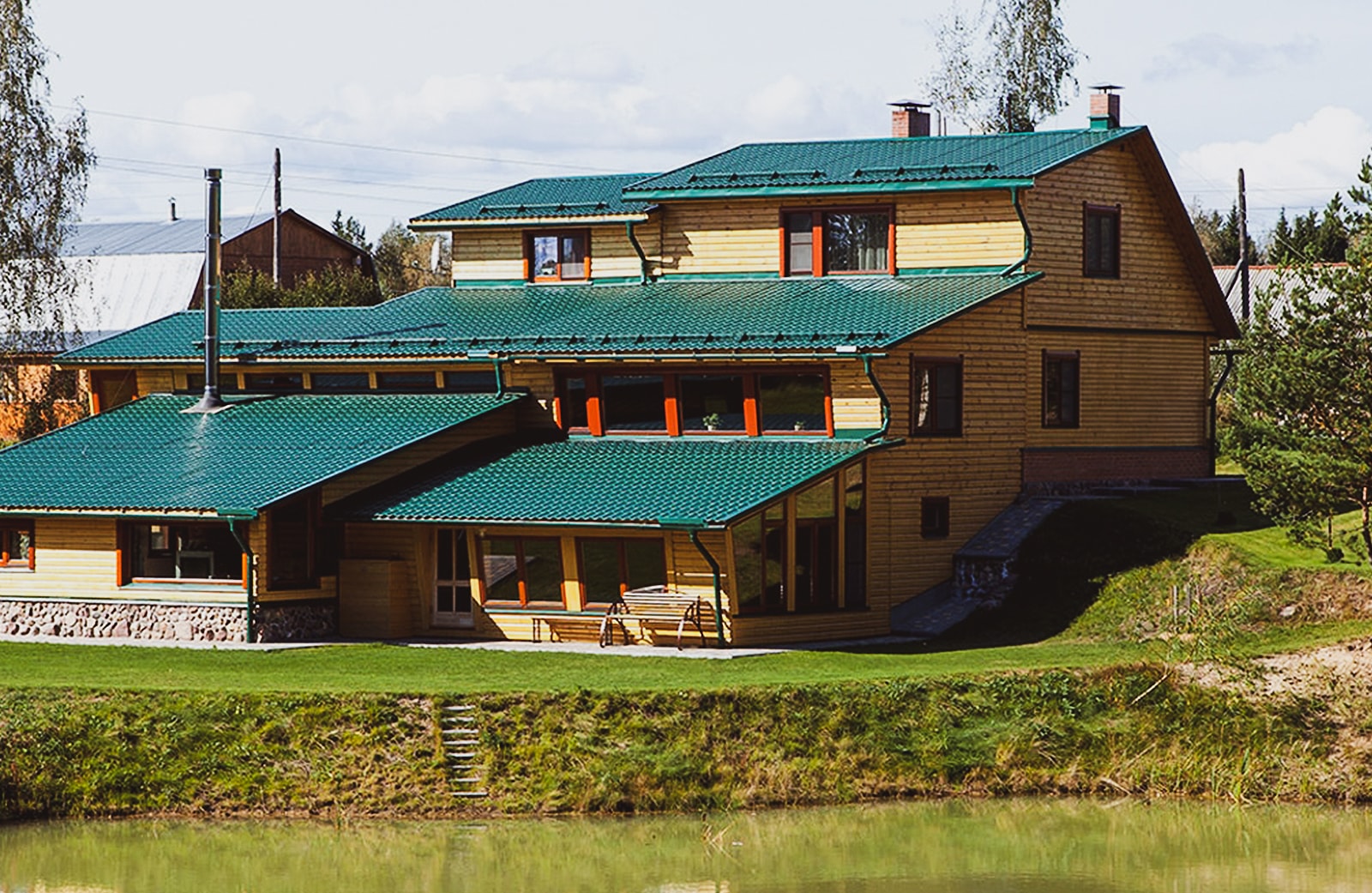 Угловые деревянные окна Угловые деревянные окна