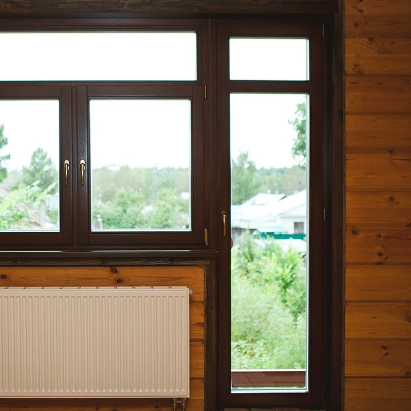 Портальные деревянные двери